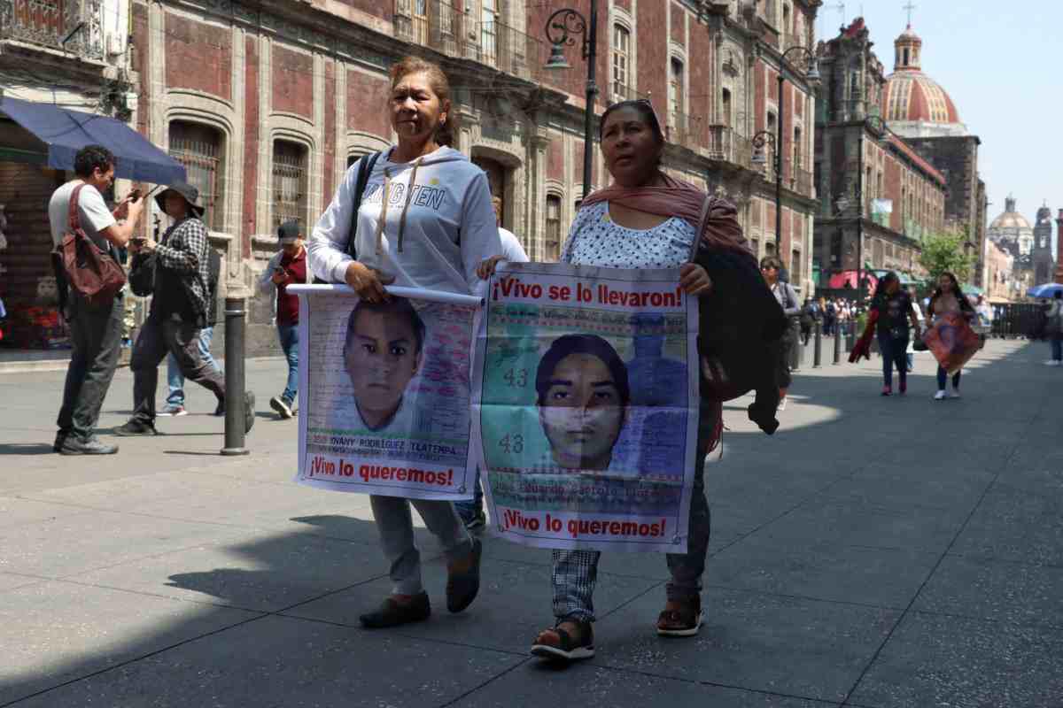 $!Crean nuevo equipo de investigación para caso Ayotzinapa