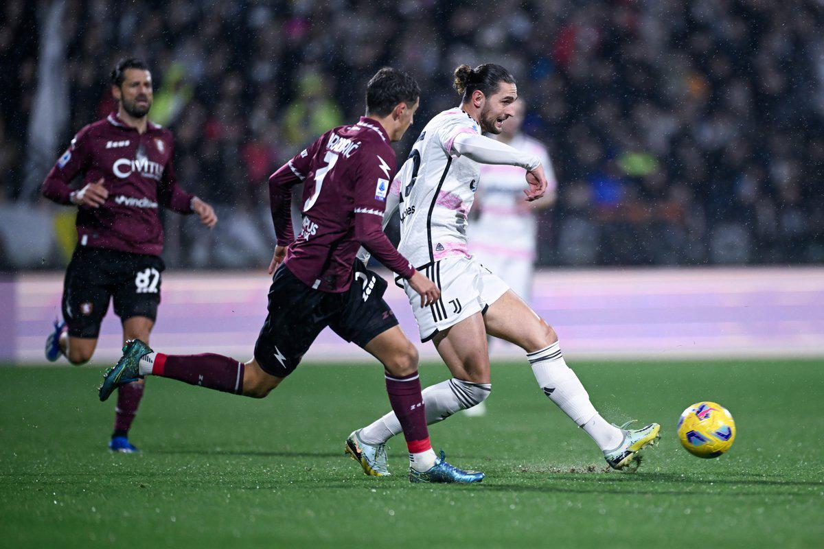 $!Dusan Vlahovic impulsa al Juventus sobre el Salernitana