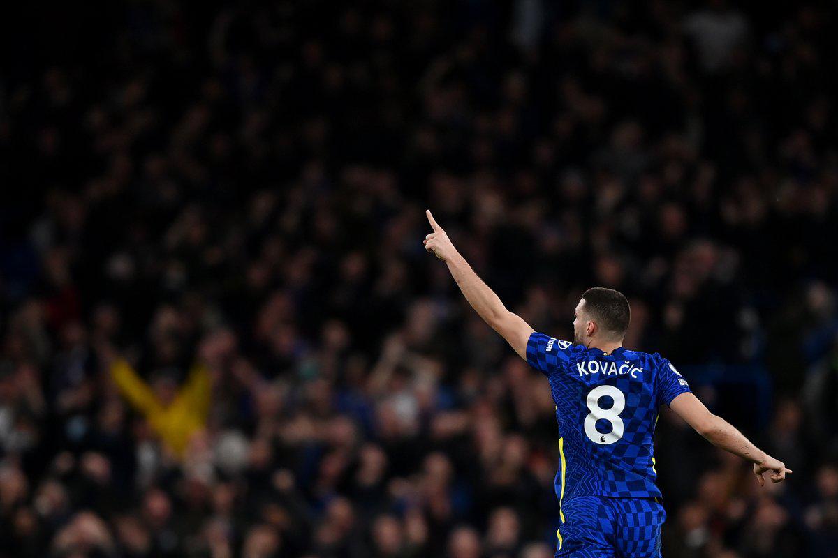 $!Chelsea y Liverpool se anulan con empate de 2-2