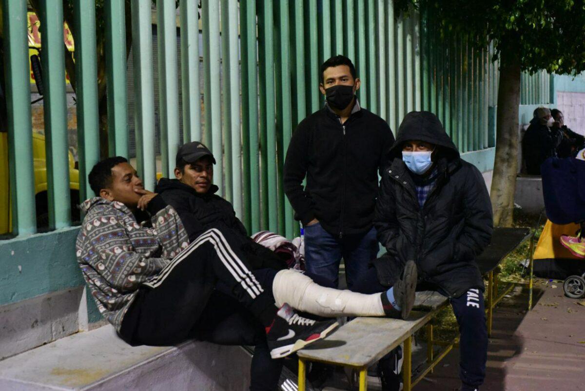 $!Selvi, Daniel y sus compañeros de caravana, David y Moisés.