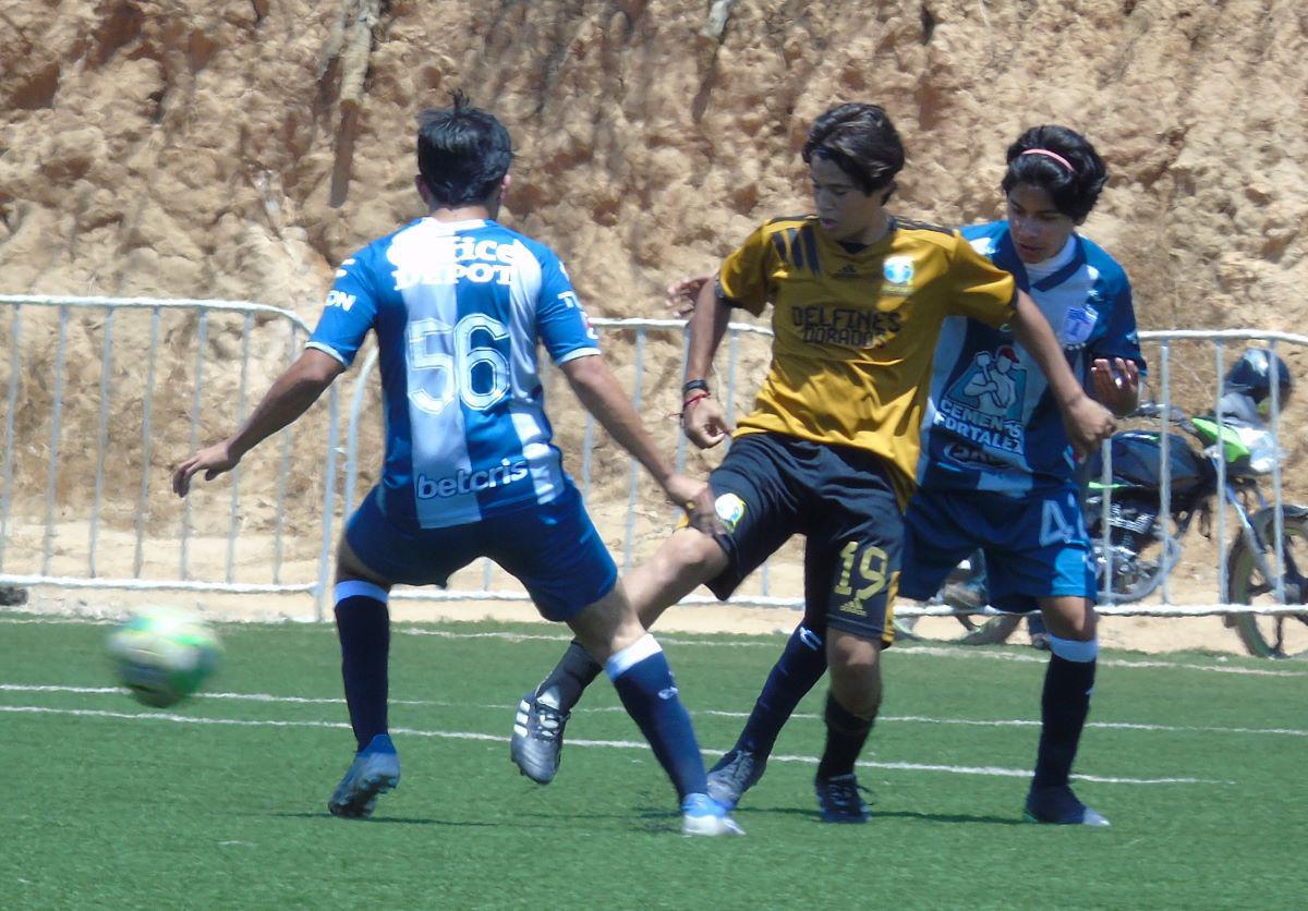 $!Mazatlecos conquistan 4 títulos en Copa Mazatlán de Futbol