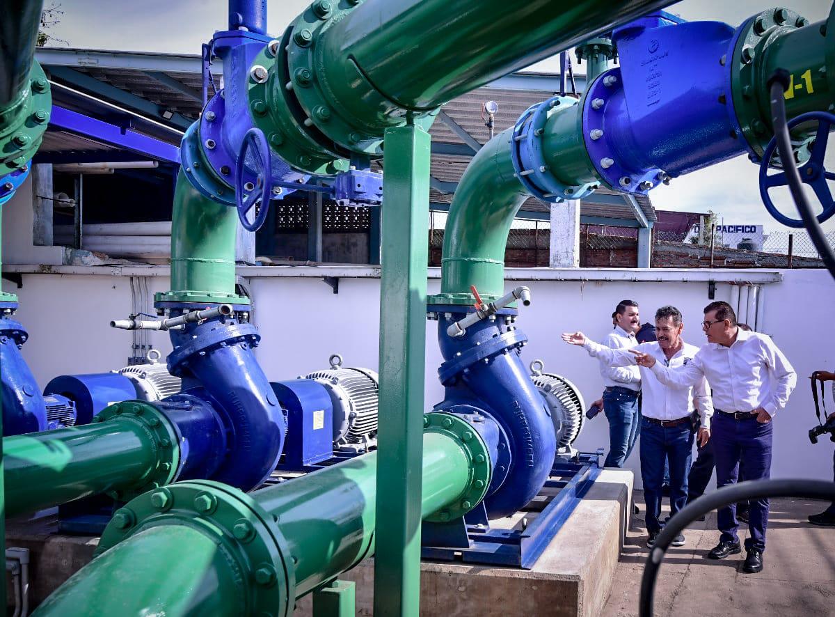 $!Rehabilitan cárcamo en la Juárez en busca de abatir derrame de aguas negras