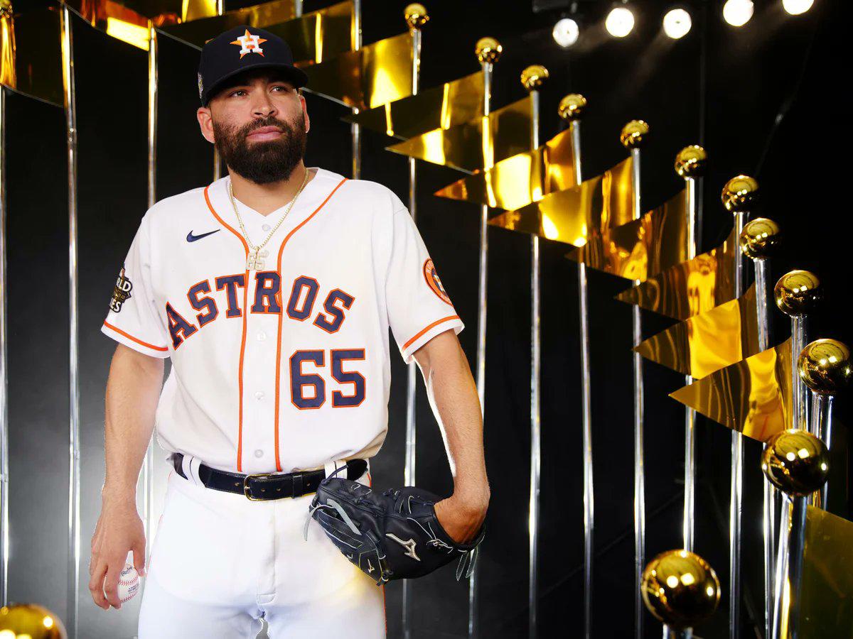 $!José Urquidy, segundo mazatleco en ser campeón en Serie Mundial