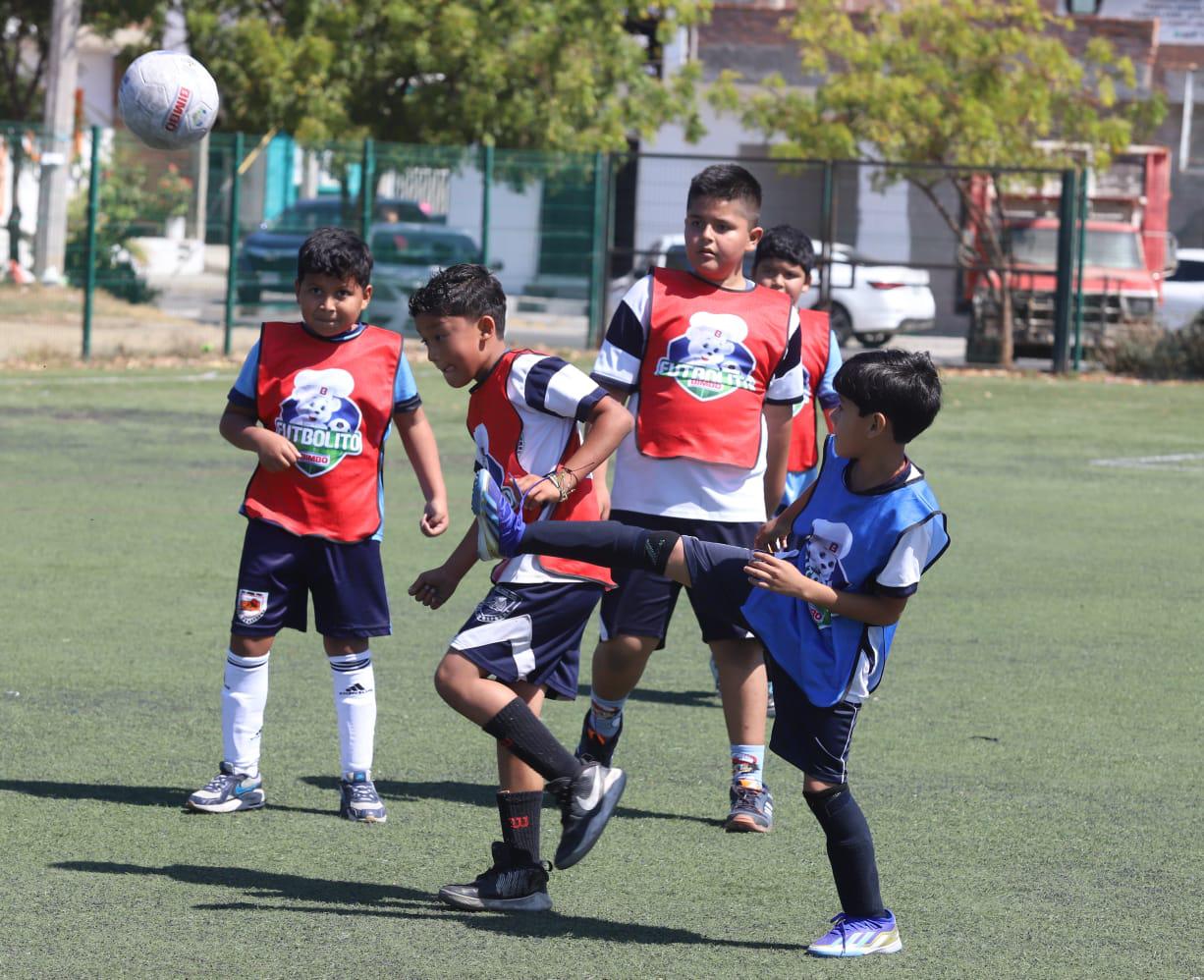 $!Lerdo de Tejada debuta con triunfo en Futbolito Bimbo