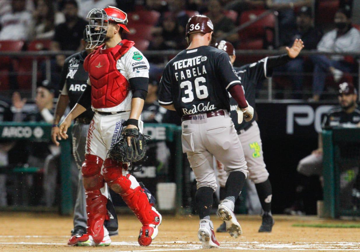 $!Tomateros se anota el primero ante Venados en el Teodoro Mariscal