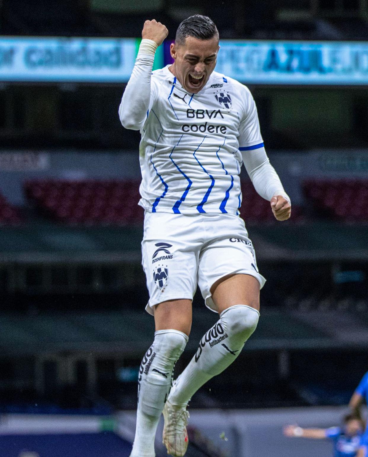 $!Monterrey golea 4-1 al Cruz Azul, elimina al campeón y obtiene su boleto a liguilla