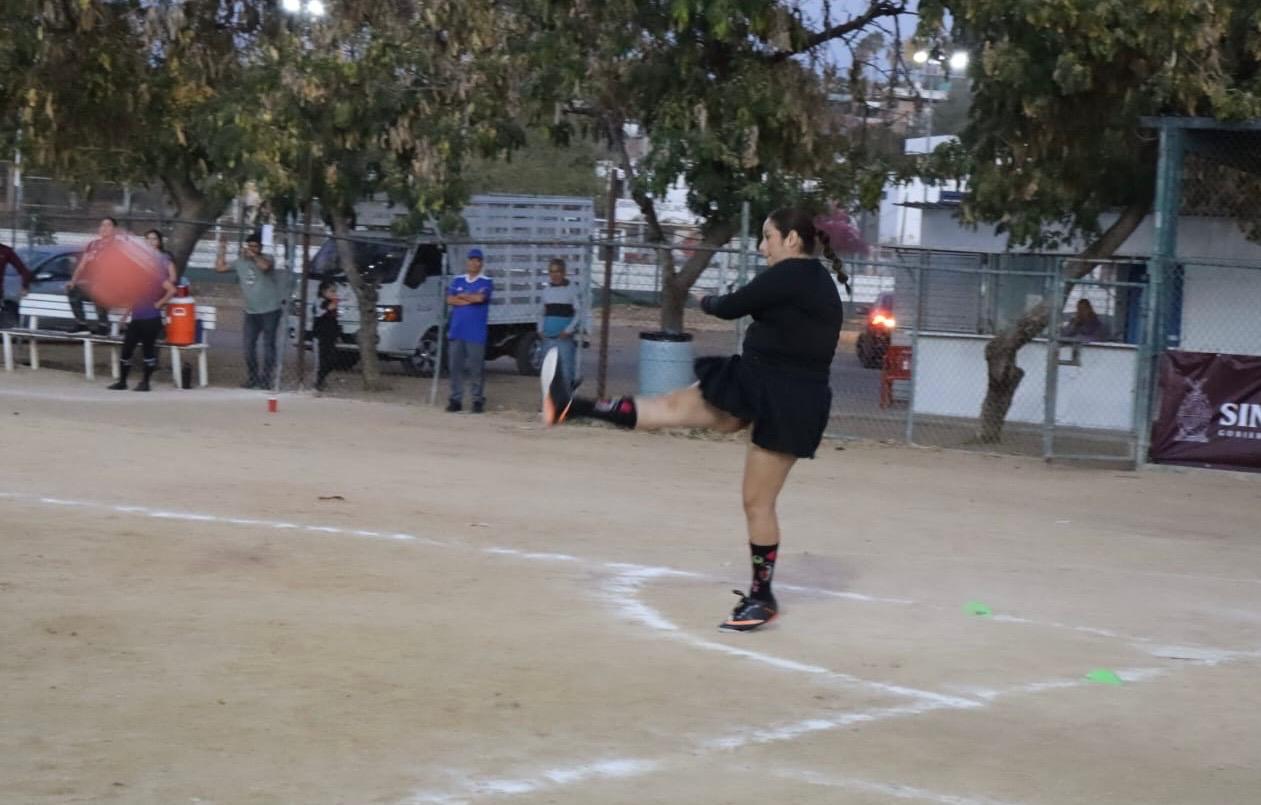$!Warriors de Cañadas triunfa en el juego inaugural del primer Torneo de Futbeis de Convivencia 2025