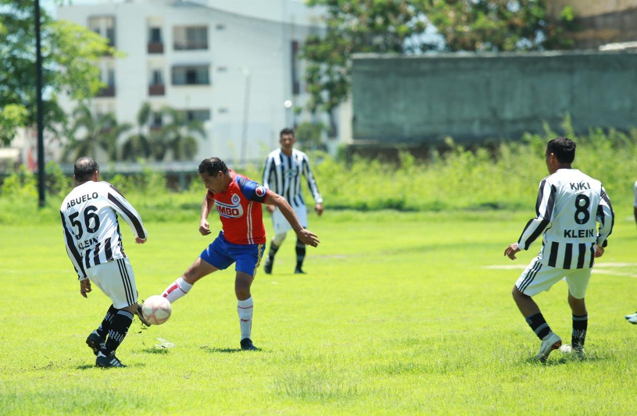 $!Es Marinos Klein campeón de la Golden Máster, en Club Muralla