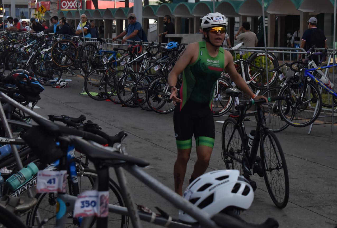 $!Esteban Gómez y Daniela García se llevan la gloria del Triatlón Pacífico 2023
