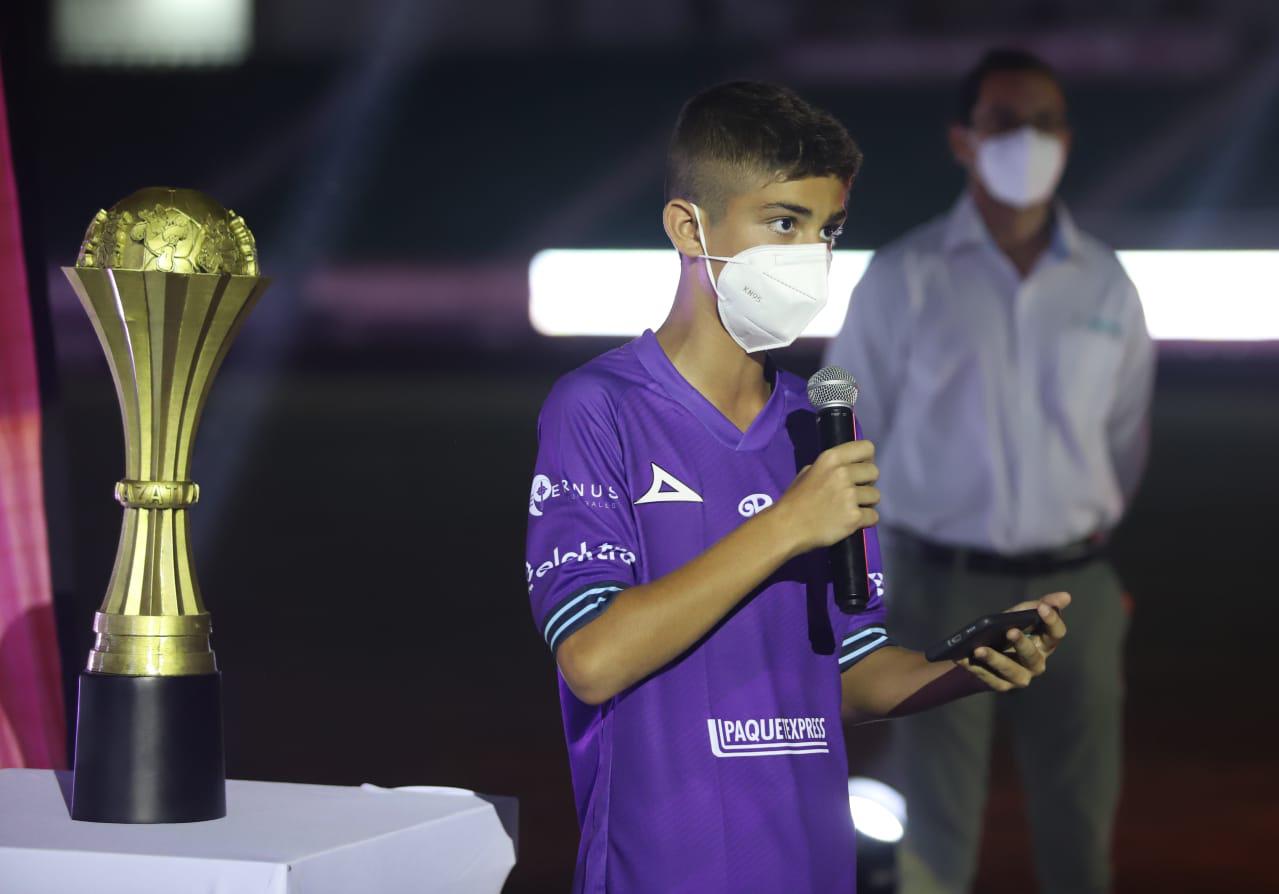 $!Inauguración de la Copa Mazatlán de Futbol llena el Kraken de algarabía