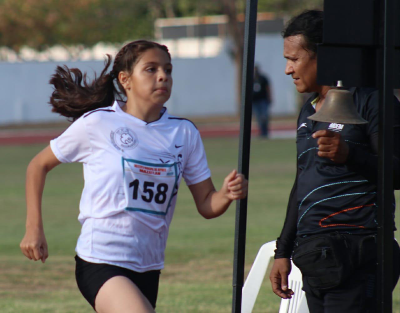 $!Velocistas ‘sacan chispas’ a la pista en la segunda fecha del Serial de Atletismo Imdem