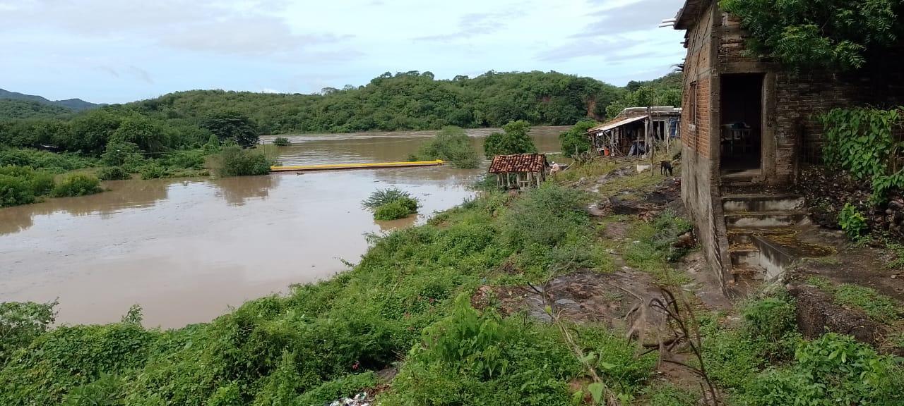 $!En Rosario reportan que tras las lluvias se desborda el Río Baluarte