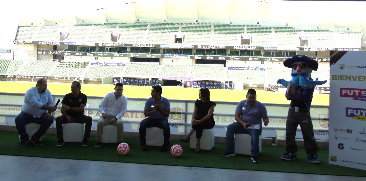 $!¡La fiesta futbolera de la Copa Mazatlán cumplirá 20 ediciones!