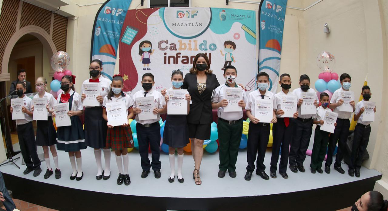 $!Alejandro de Jesús Cervantes es el nuevo Presidente de Cabildo Infantil 2021, de Mazatlán