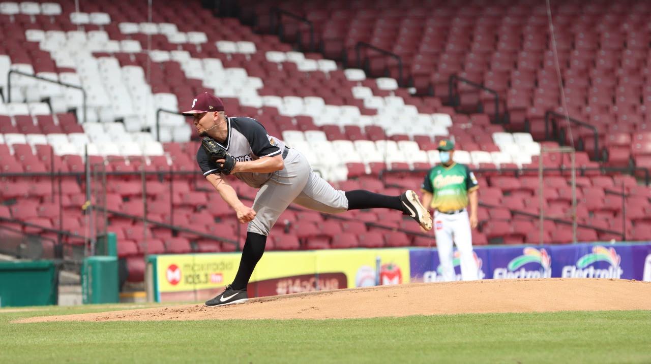 $!Aldo Montes destaca en el montículo, pero Tomateros de Culiacán cae ante Cañeros de Los Mochis