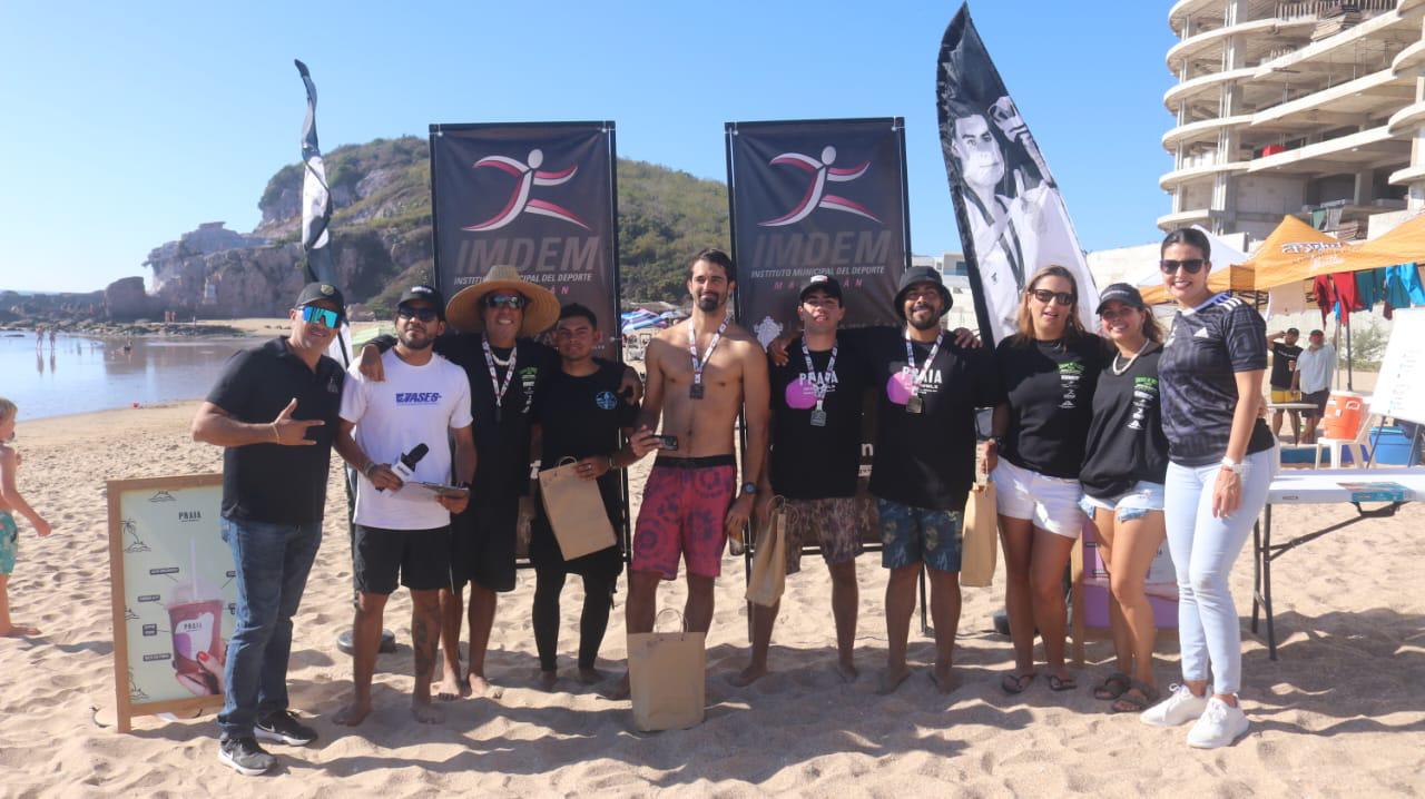 $!Se realiza con éxito el Clásico de Invierno II en Playa Brujas