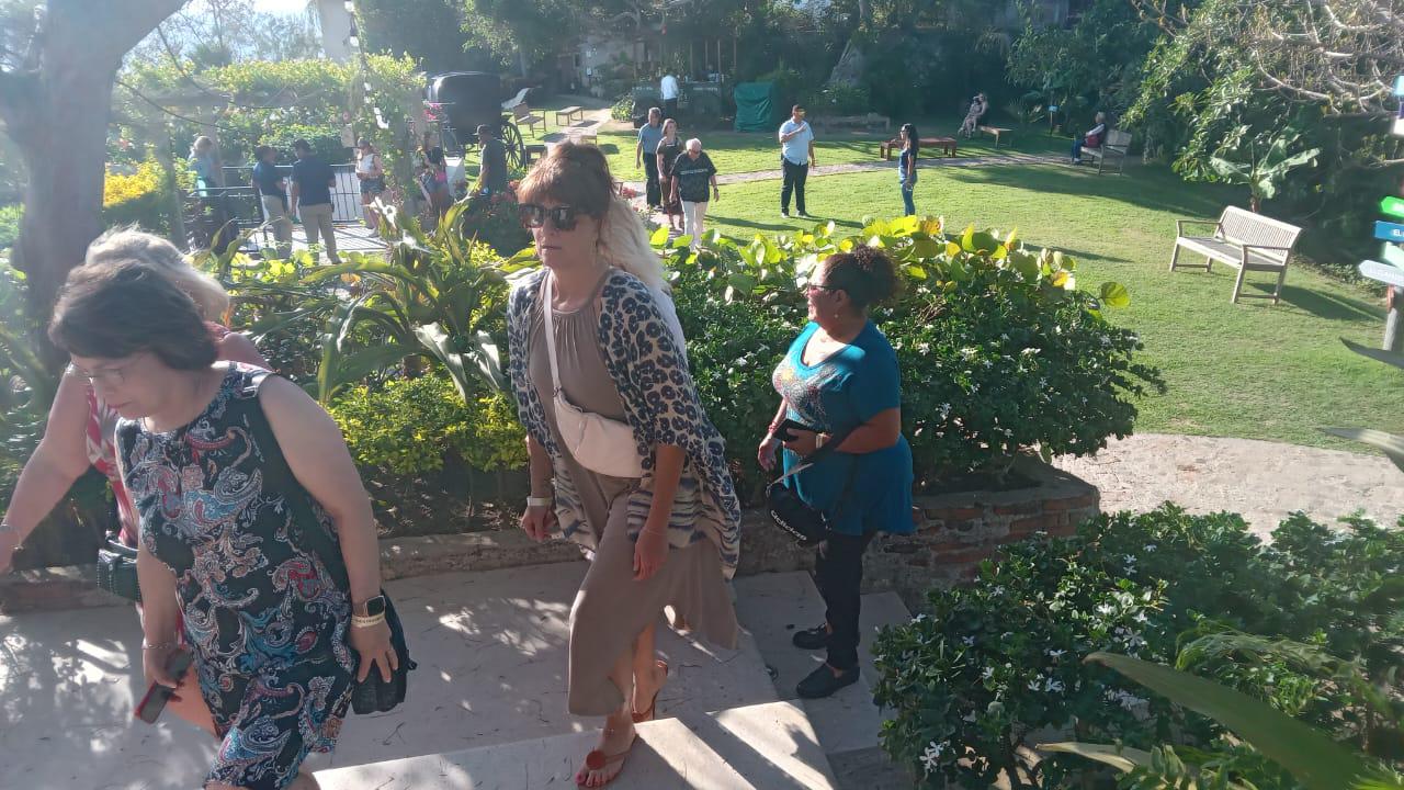 $!Agradece DIF visita de Oftalmólogos de VOSH Northwest a Mazatlán
