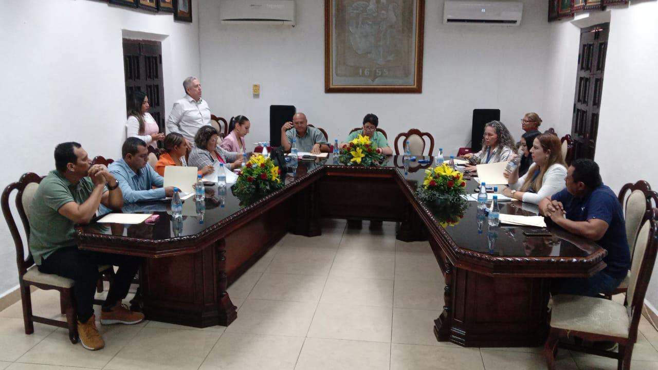 $!Regidoras califican de ‘inconstitucional’ sesión de Cabildo ante ausencia de Alcaldesa en Rosario