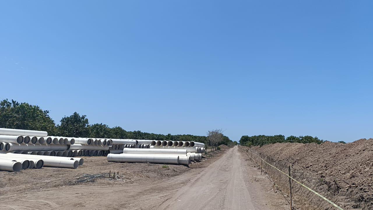 $!Exigen ejidatarios pago por daños por construcción de canal de riego de presa Santa María en Escuinapa