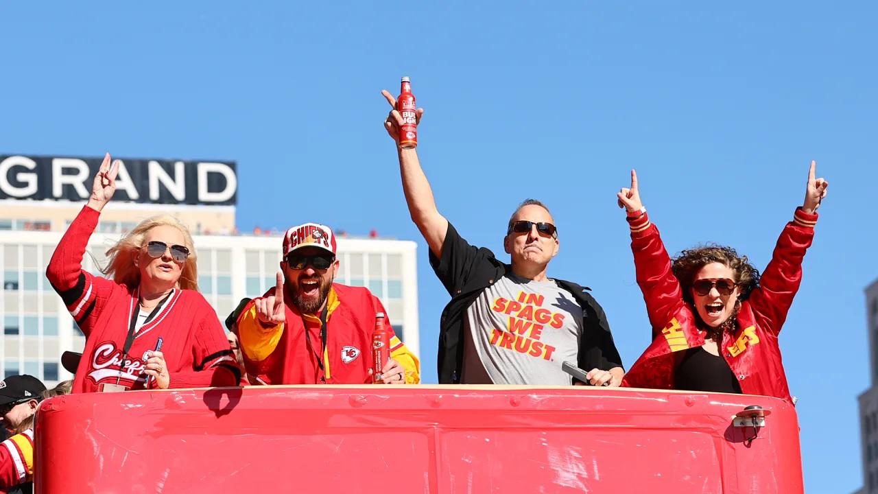 $!Miles de aficionados ovacionan a los campeones Chiefs