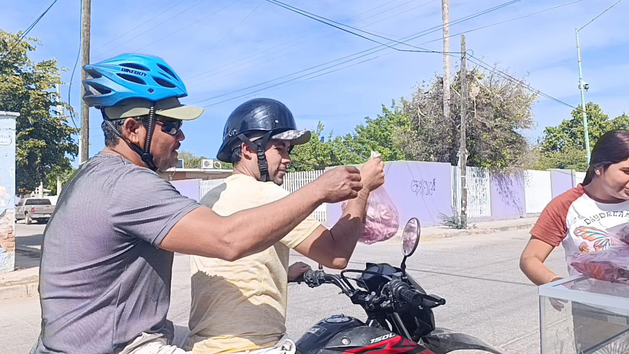 $!La calle de las jaibas en Escuinapa se niega a morir, aunque se traigan desde Nayarit