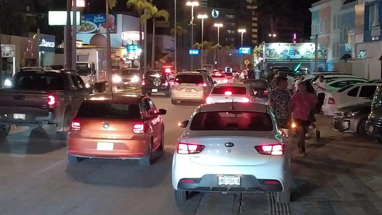 $!‘Olvidan’ que existe Covid-19 en Mazatlán