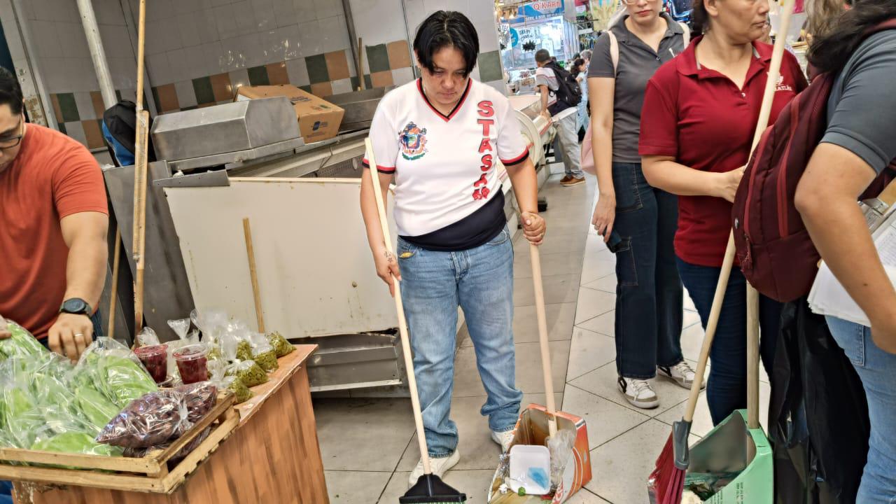 $!Supervisa Coepriss mercados de Mazatlán
