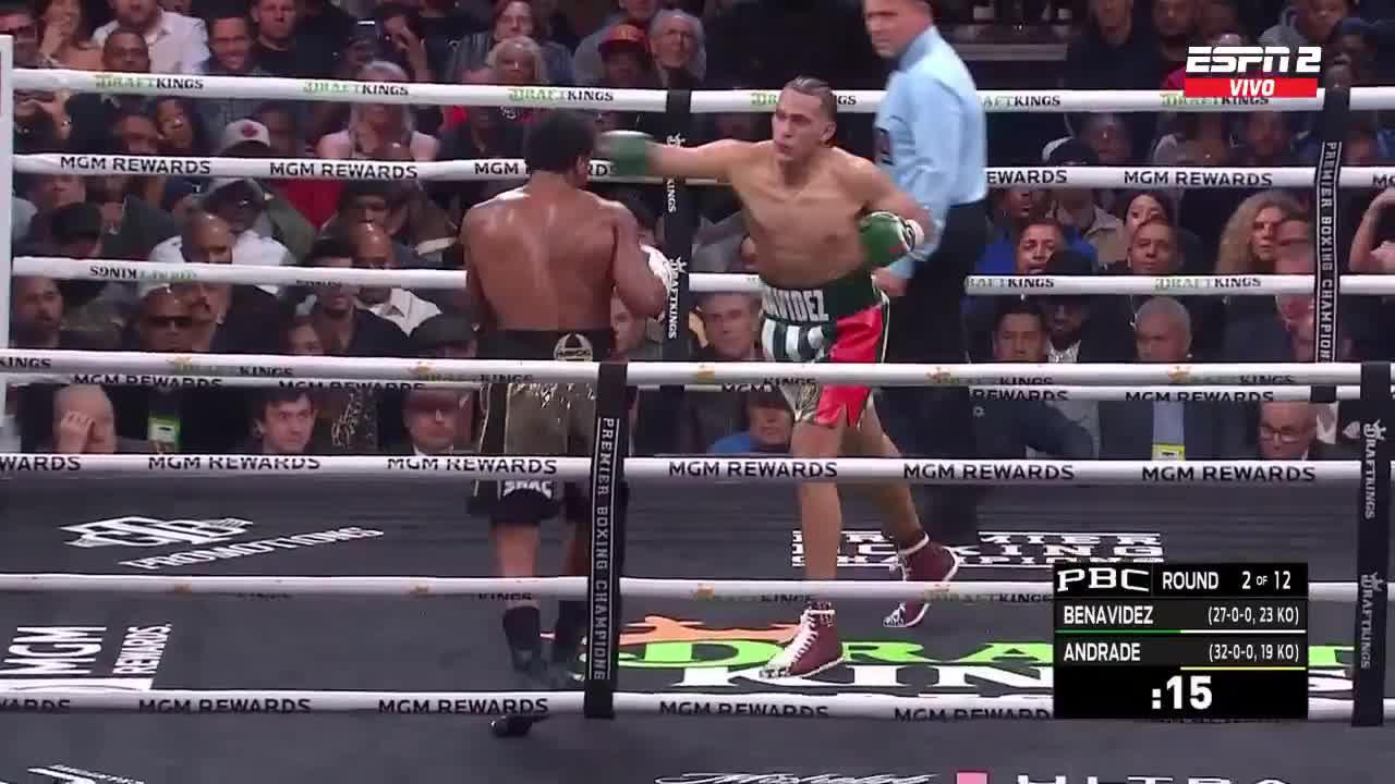 $!Benavidez somete a Andrade y ahora va tras Canelo