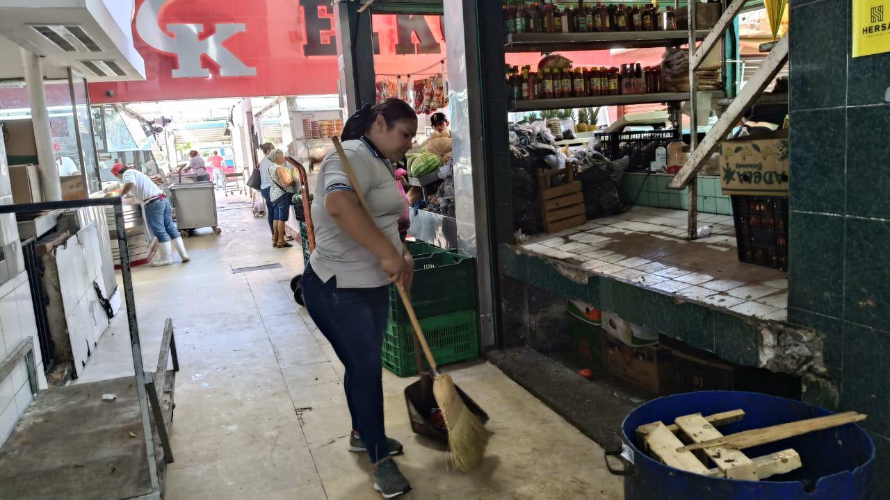 $!Supervisa Coepriss mercados de Mazatlán