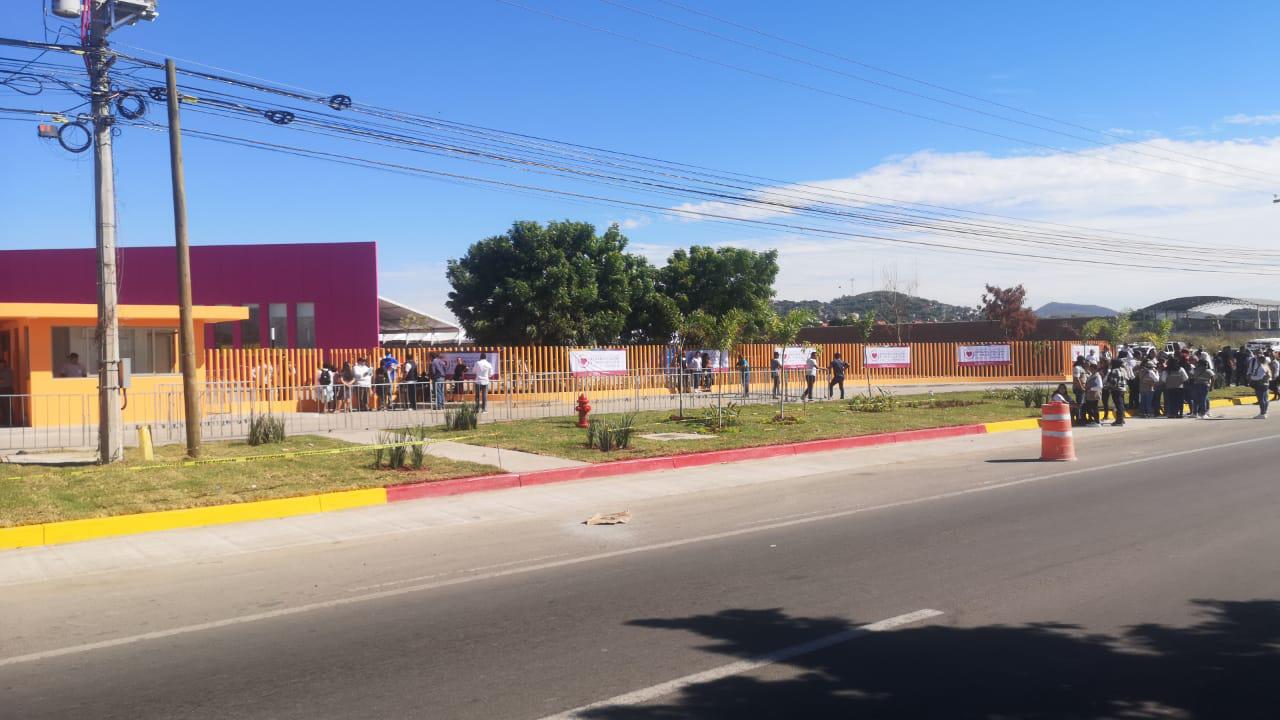 $!Llega López Obrador para inaugurar el CRIT Teletón en Mazatlán
