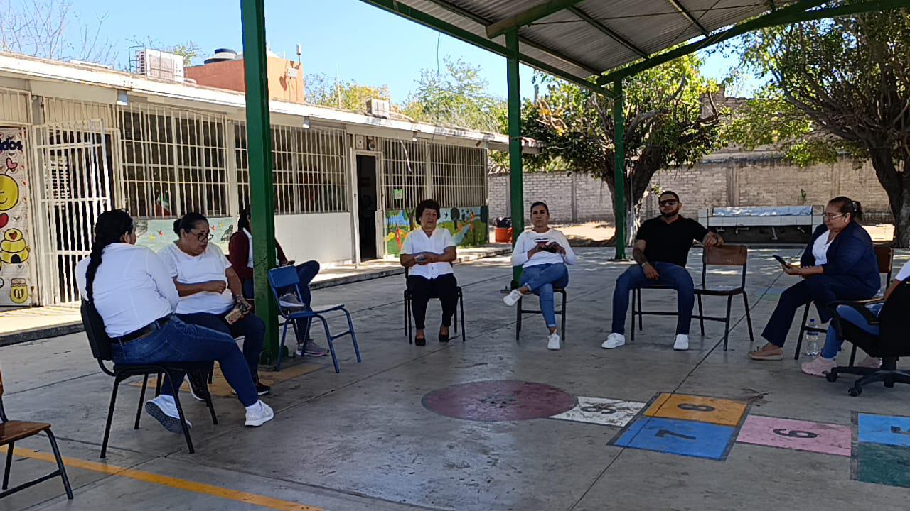 $!Al Gobierno de Escuinapa se le olvida pagar la luz y kínder se queda sin servicio