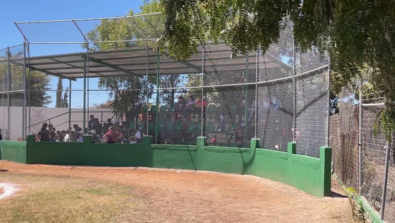 $!PIDS entrega rehabilitado campo de beisbol Los Caimanes, en Elota