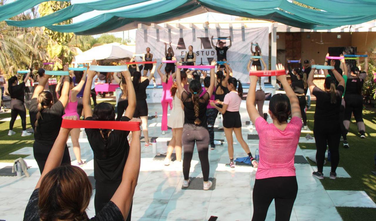 $!Activan a escuinapenses con ejercicio funcional
