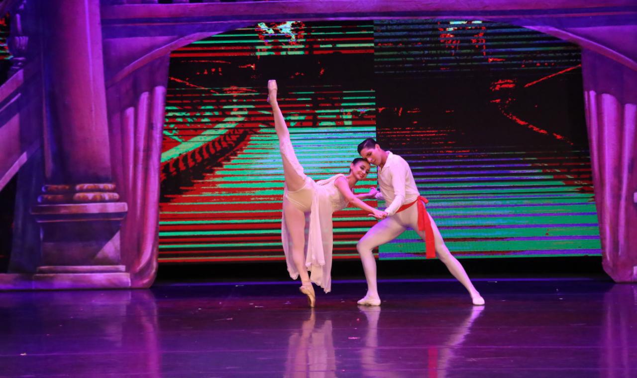 $!La Compañía de Ballet de Mazatlán ofrece gala por su décimo aniversario