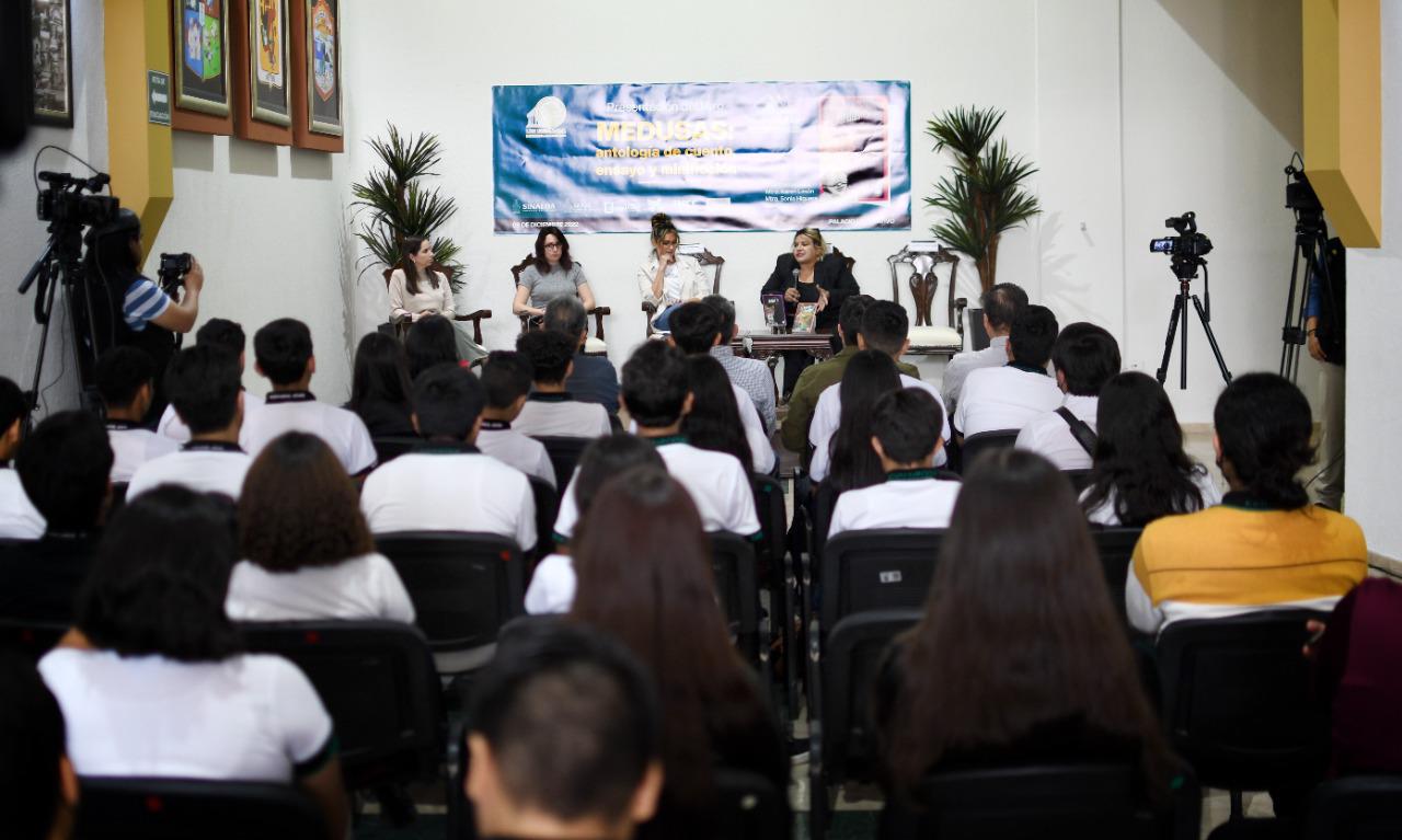 $!Presentan en Culiacán el libro: Medusas: antología de cuento, ensayo y minificción