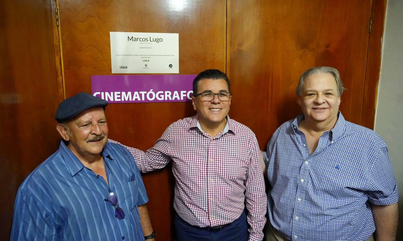 $!El alcalde Édgar González, con el maestro Marco Lugo y Raúl Rico.