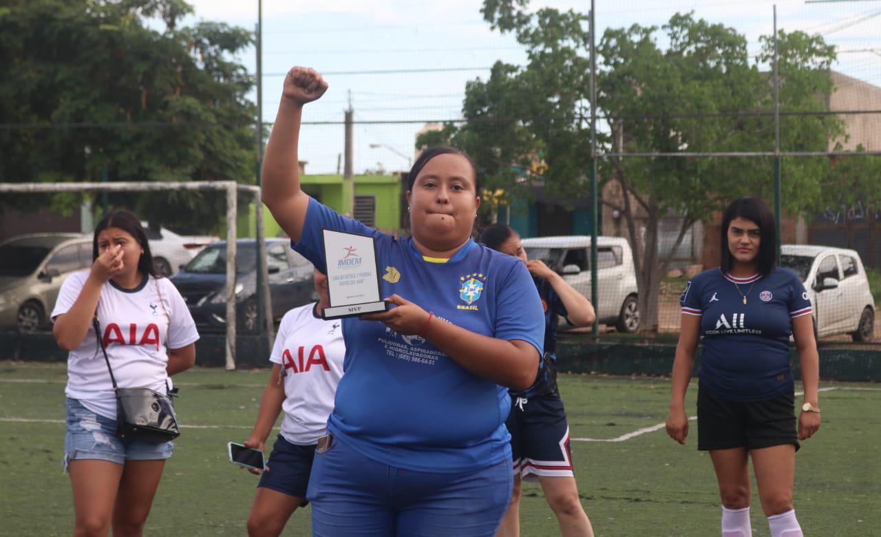 $!Reconocen a las mejores jugadoras de Vistas del Mar