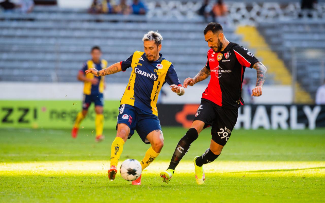 $!Atlas se presenta como campeón del futbol mexicano y gana con autogol