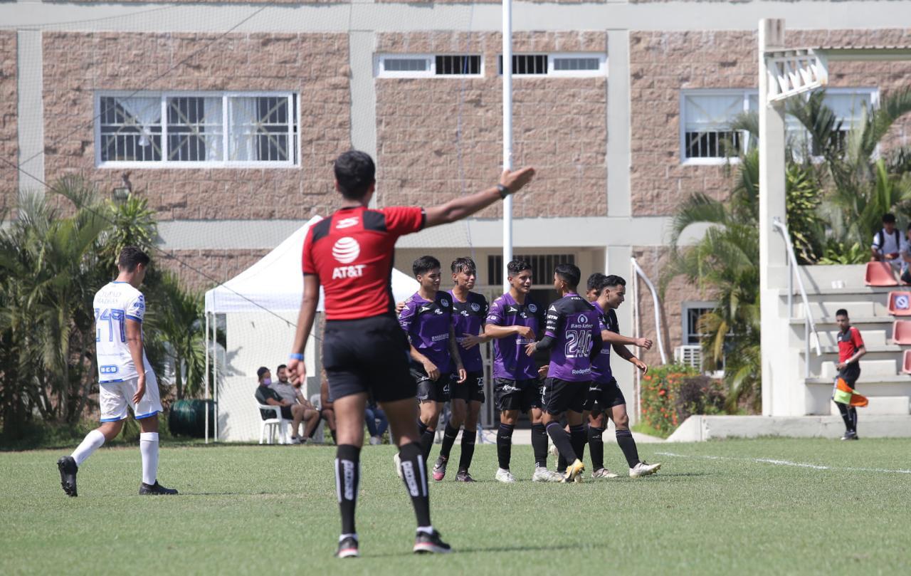$!Cañoneros derrotan 2-0 a Gallos Blancos en la Sub 18