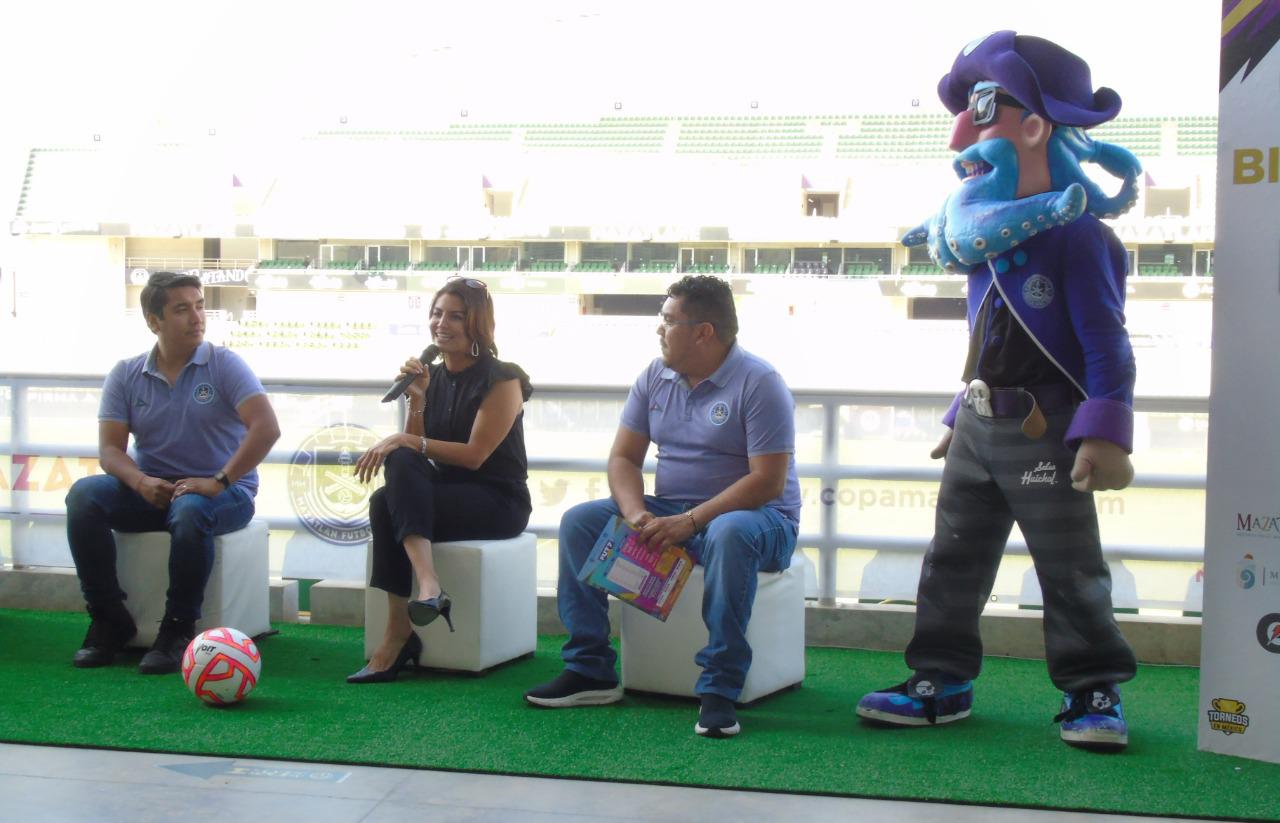 $!¡La fiesta futbolera de la Copa Mazatlán cumplirá 20 ediciones!