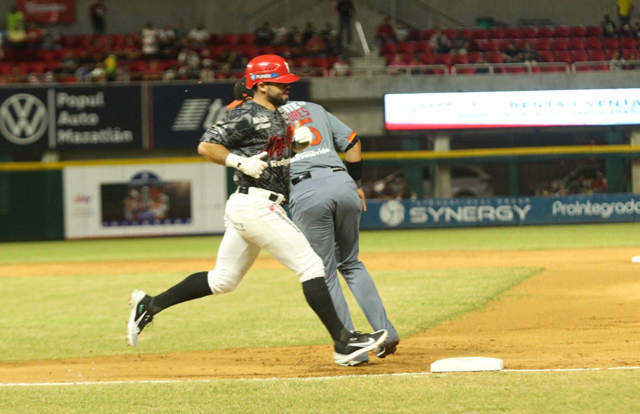 $!Cumple Venados de Mazatlán con primer objetivo de la temporada
