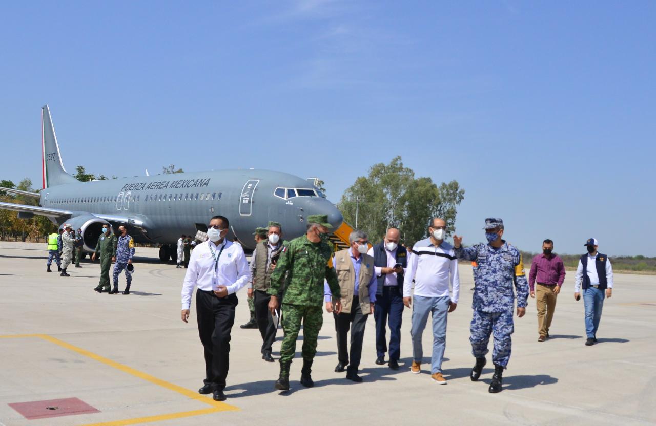 $!Sinaloa recibe 14 mil vacunas contra Covid-19, para aplicar segunda dosis a adultos mayores de Salvador Alvarado