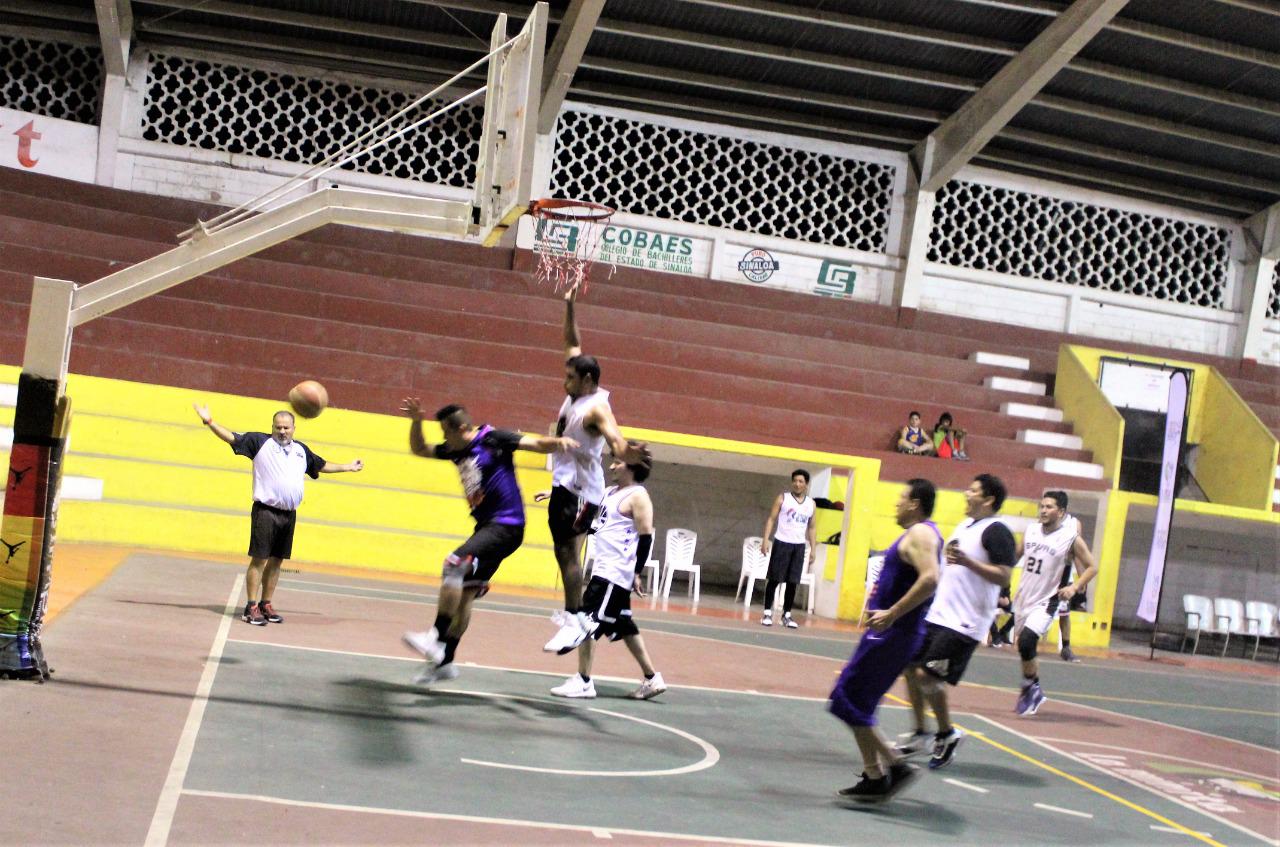 $!Balleneros se corona en el Torneo de Navidad de Basquetbol de Escuinapa