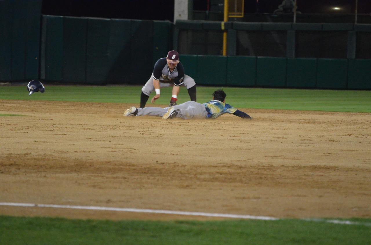 $!Algodoneros le toma la medida al bicampeón Tomateros en duelos de pretemporada