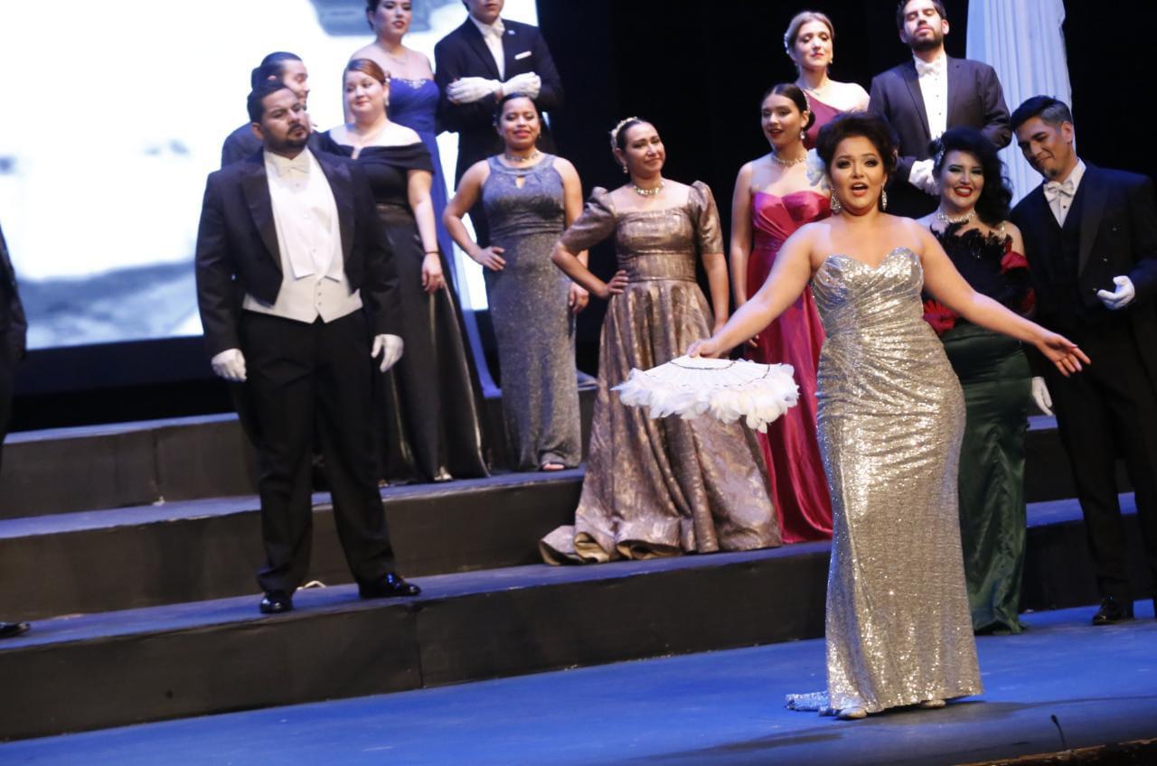 $!De Viena a Mazatlán, Carlos Osuna interpreta ‘La Traviata’