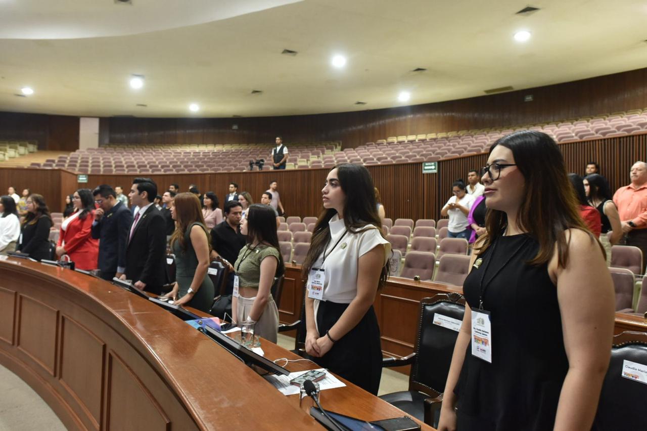 $!Concluye tercera Legislatura del Parlamento Juvenil ‘7 de abril’ del Congreso de Sinaloa