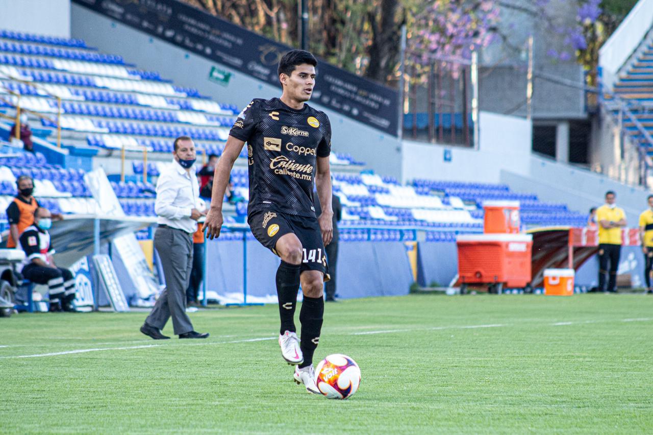 $!Dorados saca el empate en su visita a Toros del Celaya