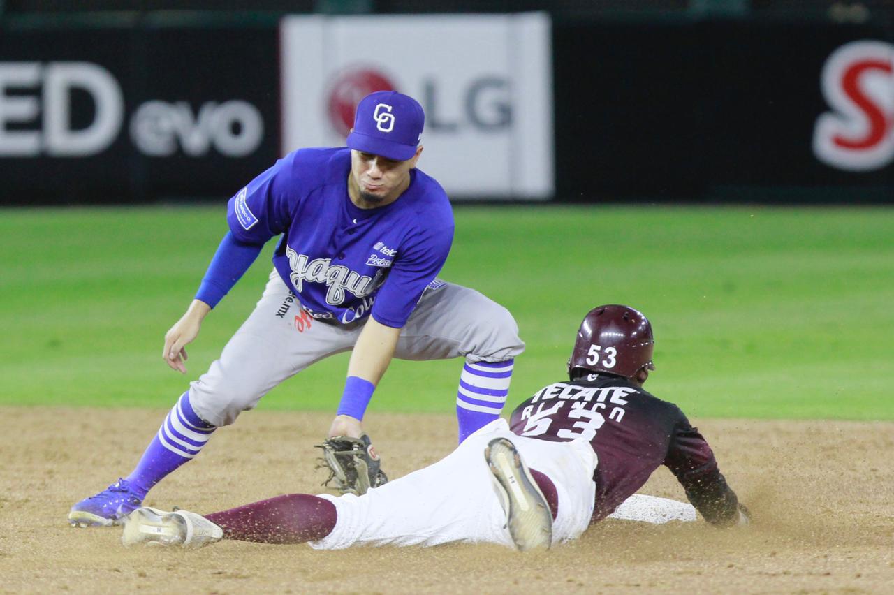 $!Tomateros le quita el invicto a Yaquis y empata la serie en Culiacán