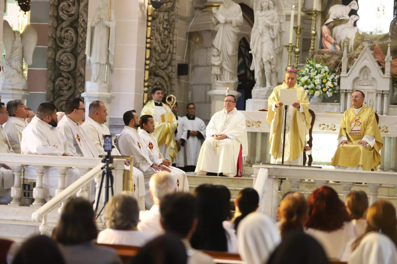 $!Nuncio Apostólico trae mensaje de esperanza a Mazatlán