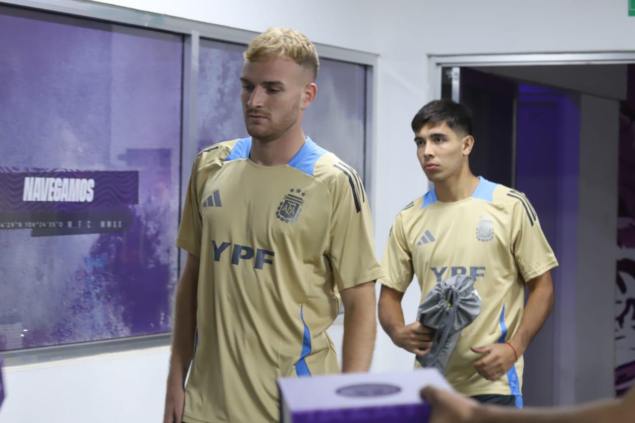 $!Entrena y reconoce terreno Argentina Sub 23 en el Estadio El Encanto